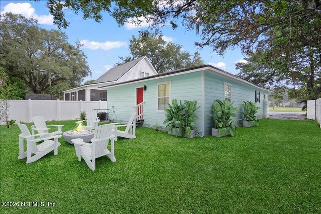 619 S 10TH Street, Fernandina Beach, FL 32034