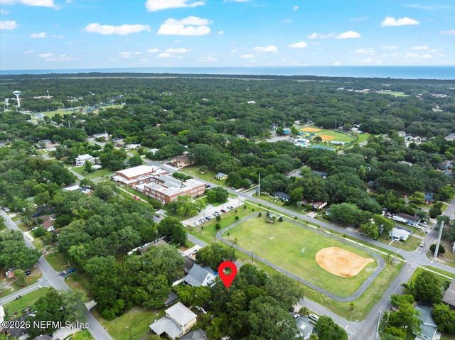619 S 10TH Street, Fernandina Beach, FL 32034
