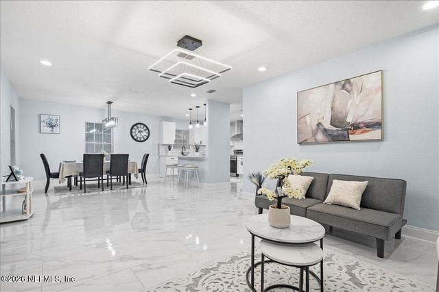 619 S 10TH Street, Fernandina Beach, FL 32034