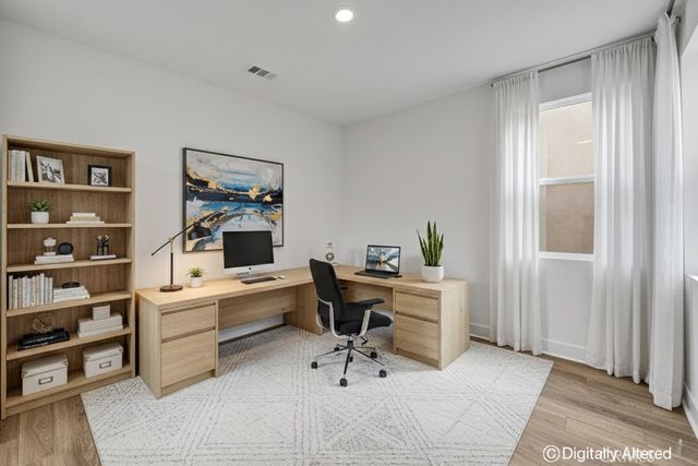 221 Longspur, Irvine, CA 92618