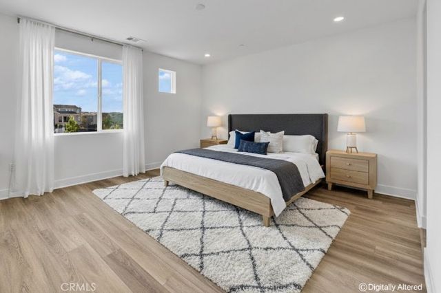 221 Longspur, Irvine, CA 92618