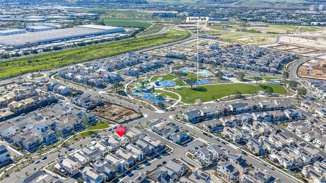 221 Longspur, Irvine, CA 92618