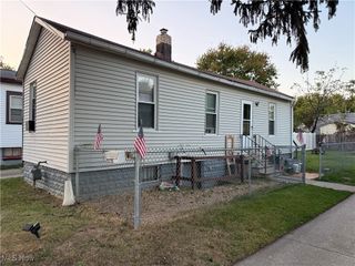 13210 Carrington Avenue, Cleveland, OH 44135