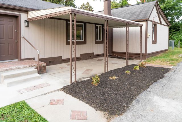 2766 Fairwood Avenue, Columbus, OH 43207