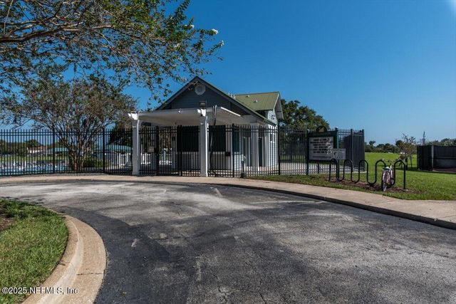 2066 FOREST GATE Drive E, Jacksonville, FL 32246