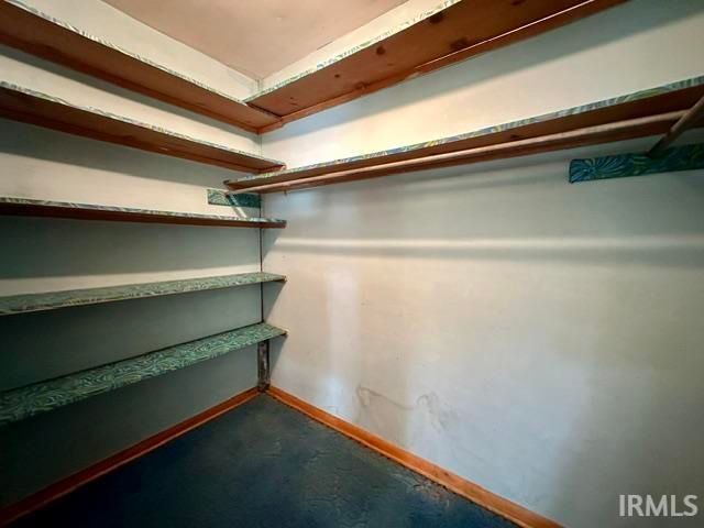 112 Edgewood Drive, Bedford, IN 47421
