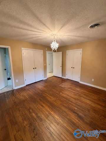 509 Sunset Avenue, Albertville, AL 35950