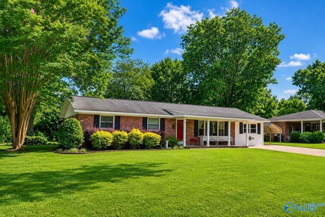 509 Sunset Avenue, Albertville, AL 35950