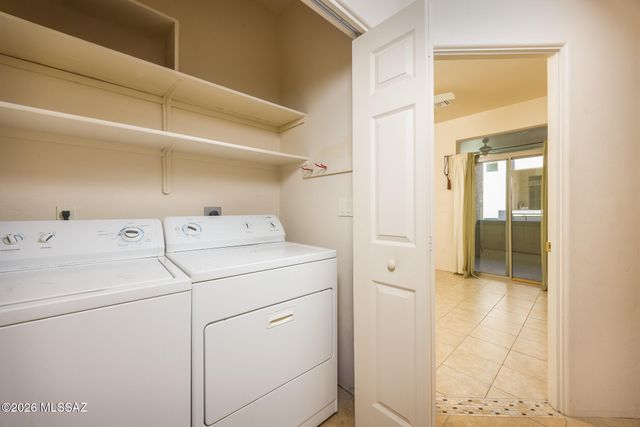 3237 S Treasure Cove Place, Tucson, AZ 85713