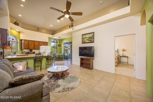 3237 S Treasure Cove Place, Tucson, AZ 85713