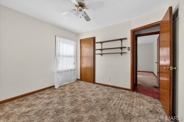 46 Garden Lane, Maryland Heights, MO 63043