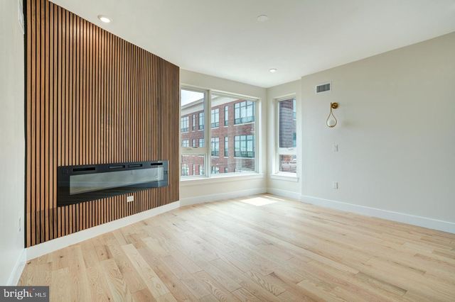 2534 E MADISON ST, Philadelphia, PA 19134