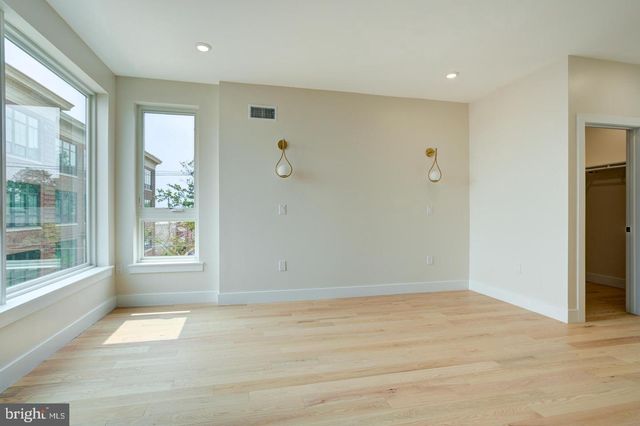 2534 E MADISON ST, Philadelphia, PA 19134