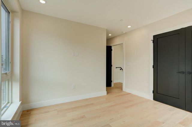 2534 E MADISON ST, Philadelphia, PA 19134