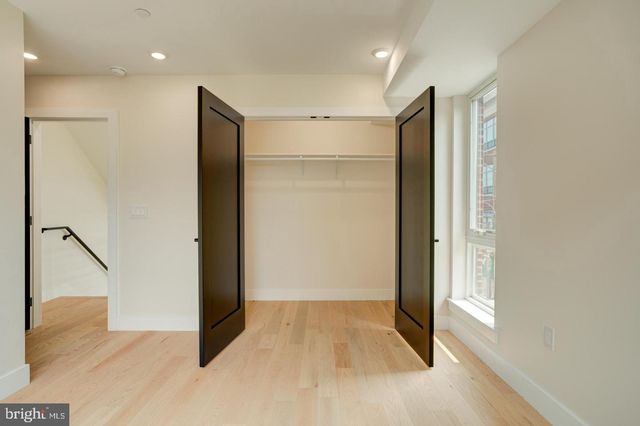 2534 E MADISON ST, Philadelphia, PA 19134