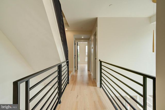 2534 E MADISON ST, Philadelphia, PA 19134