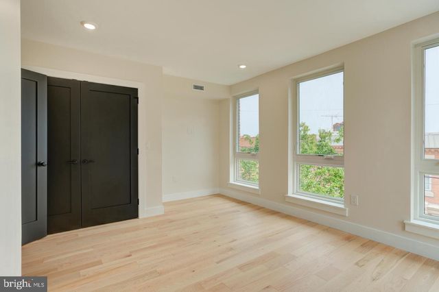 2534 E MADISON ST, Philadelphia, PA 19134