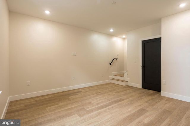 2534 E MADISON ST, Philadelphia, PA 19134