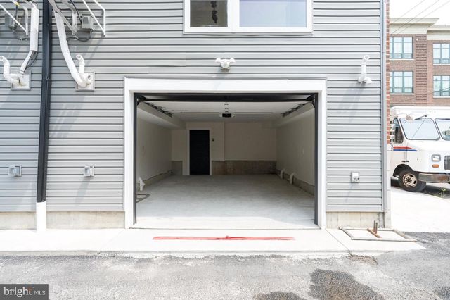 2534 E MADISON ST, Philadelphia, PA 19134