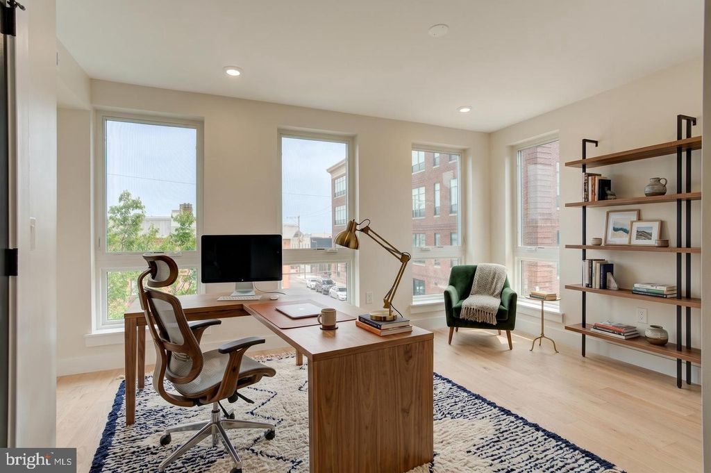 2534 E MADISON ST, Philadelphia, PA 19134 — photo 2