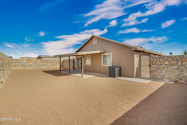 14299 Desert Point Drive, Horizon City, TX 79928