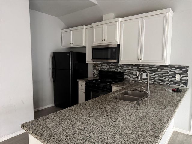 4509 Larkspur Street, Houston, TX 77051