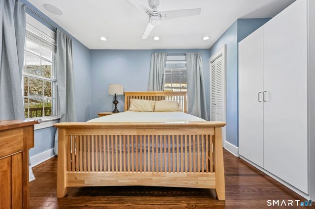105 Knickerbocker Avenue, Stamford, CT 06907