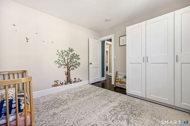 105 Knickerbocker Avenue, Stamford, CT 06907