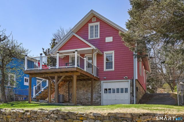 105 Knickerbocker Avenue, Stamford, CT 06907