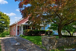 105 Knickerbocker Avenue, Stamford, CT 06907