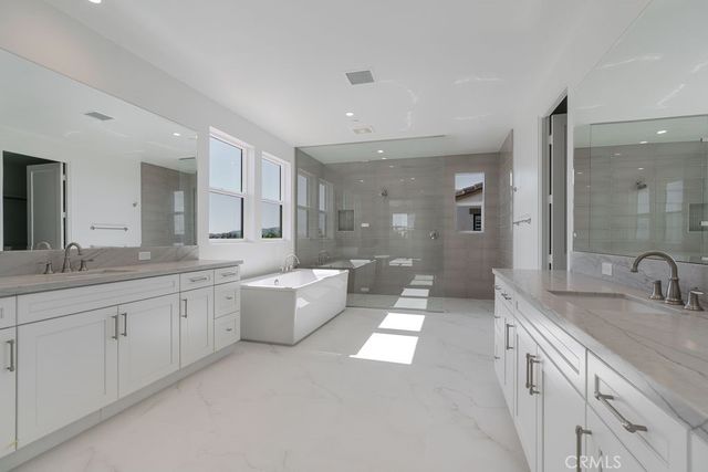 752 Via Arezzo Place, Altadena, CA 91001