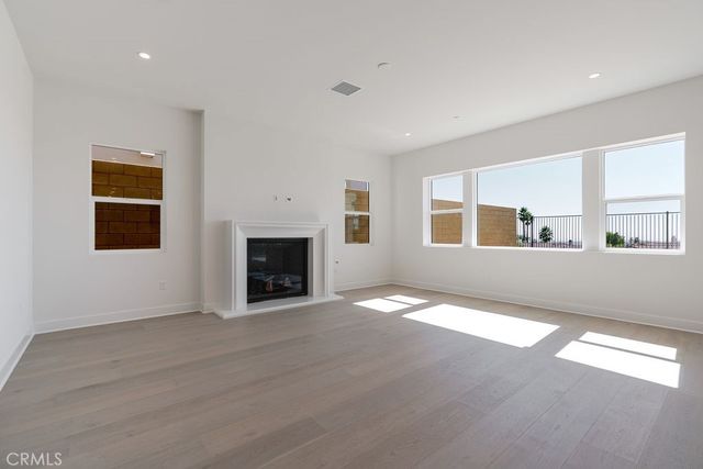 752 Via Arezzo Place, Altadena, CA 91001