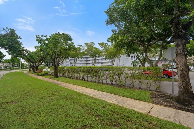 1402 NW 80th Ave 210, Margate, FL 33063