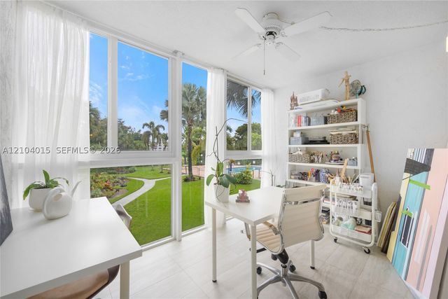 1402 NW 80th Ave 210, Margate, FL 33063