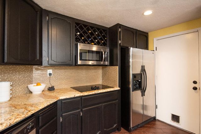 2601 Hobart Way, Modesto, CA 95358