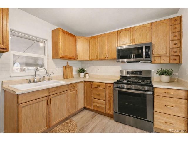 6601 E 79th Ave, Commerce City, CO 80022