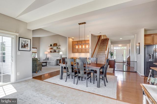 2286 SWIFTWATER DR, Hanover, PA 17331