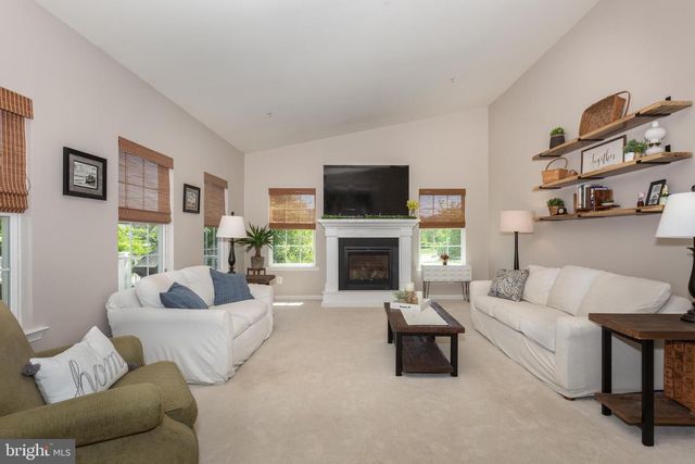 2286 SWIFTWATER DR, Hanover, PA 17331