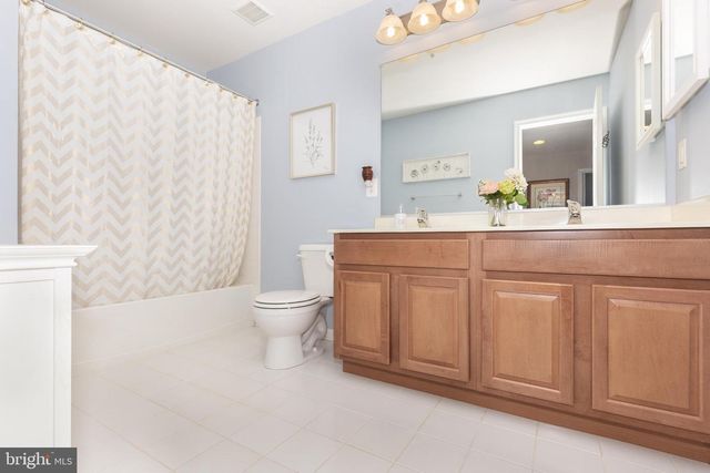 2286 SWIFTWATER DR, Hanover, PA 17331