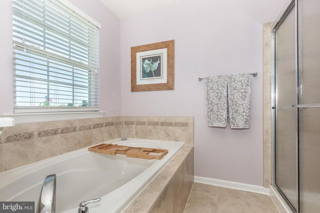 2286 SWIFTWATER DR, Hanover, PA 17331