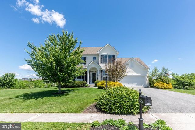 2286 SWIFTWATER DR, Hanover, PA 17331