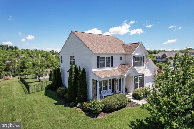 2286 SWIFTWATER DR, Hanover, PA 17331