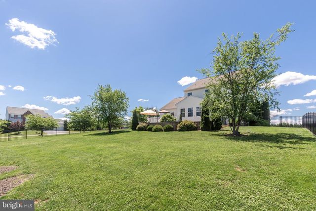 2286 SWIFTWATER DR, Hanover, PA 17331
