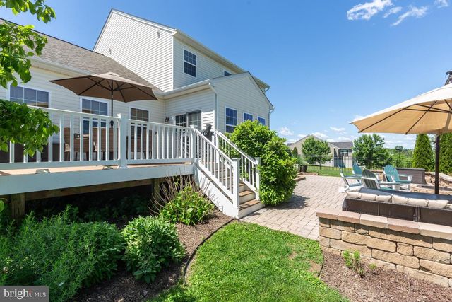2286 SWIFTWATER DR, Hanover, PA 17331