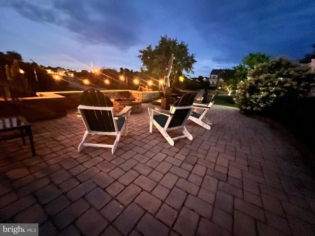 2286 SWIFTWATER DR, Hanover, PA 17331