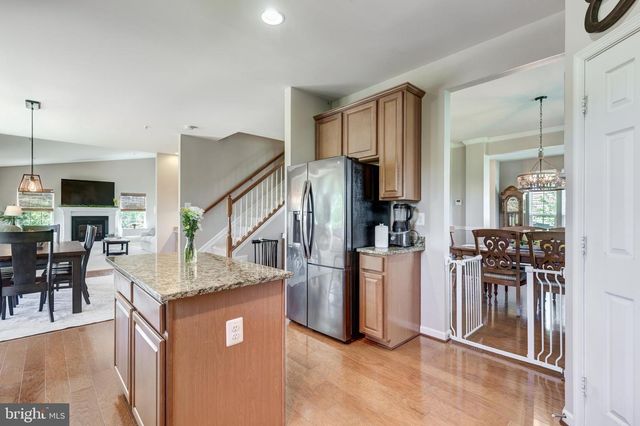 2286 SWIFTWATER DR, Hanover, PA 17331