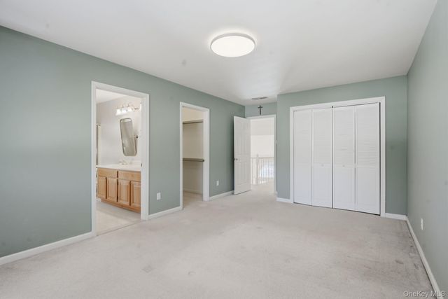 39 Deer Crossing Drive, Fishkill, NY 12524