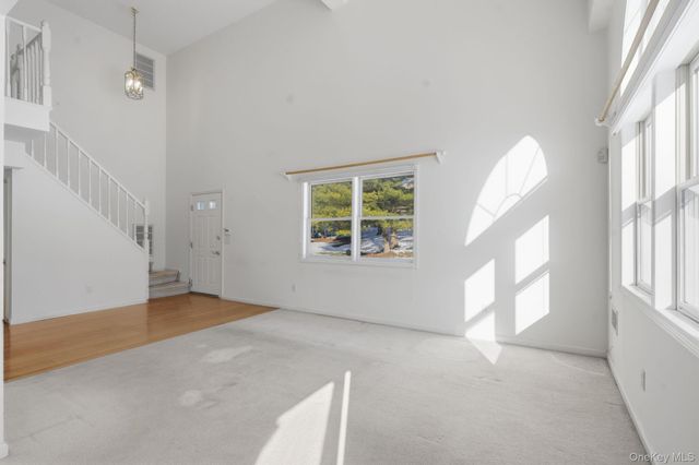 39 Deer Crossing Drive, Fishkill, NY 12524