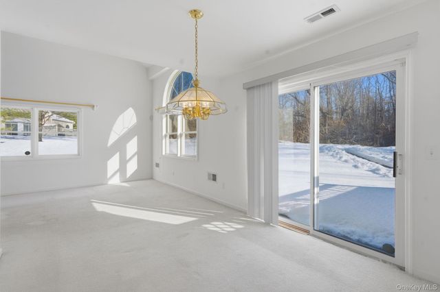 39 Deer Crossing Drive, Fishkill, NY 12524