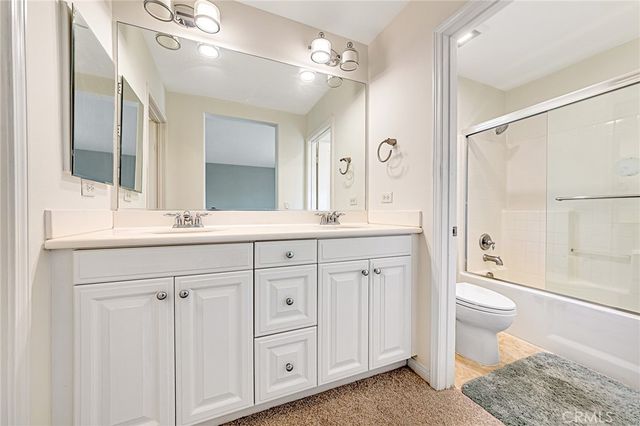 19523 Opal Lane, Saugus, CA 91350